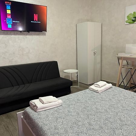 פיומיצ'ינו Guest House Il Faraone מראה חיצוני תמונה