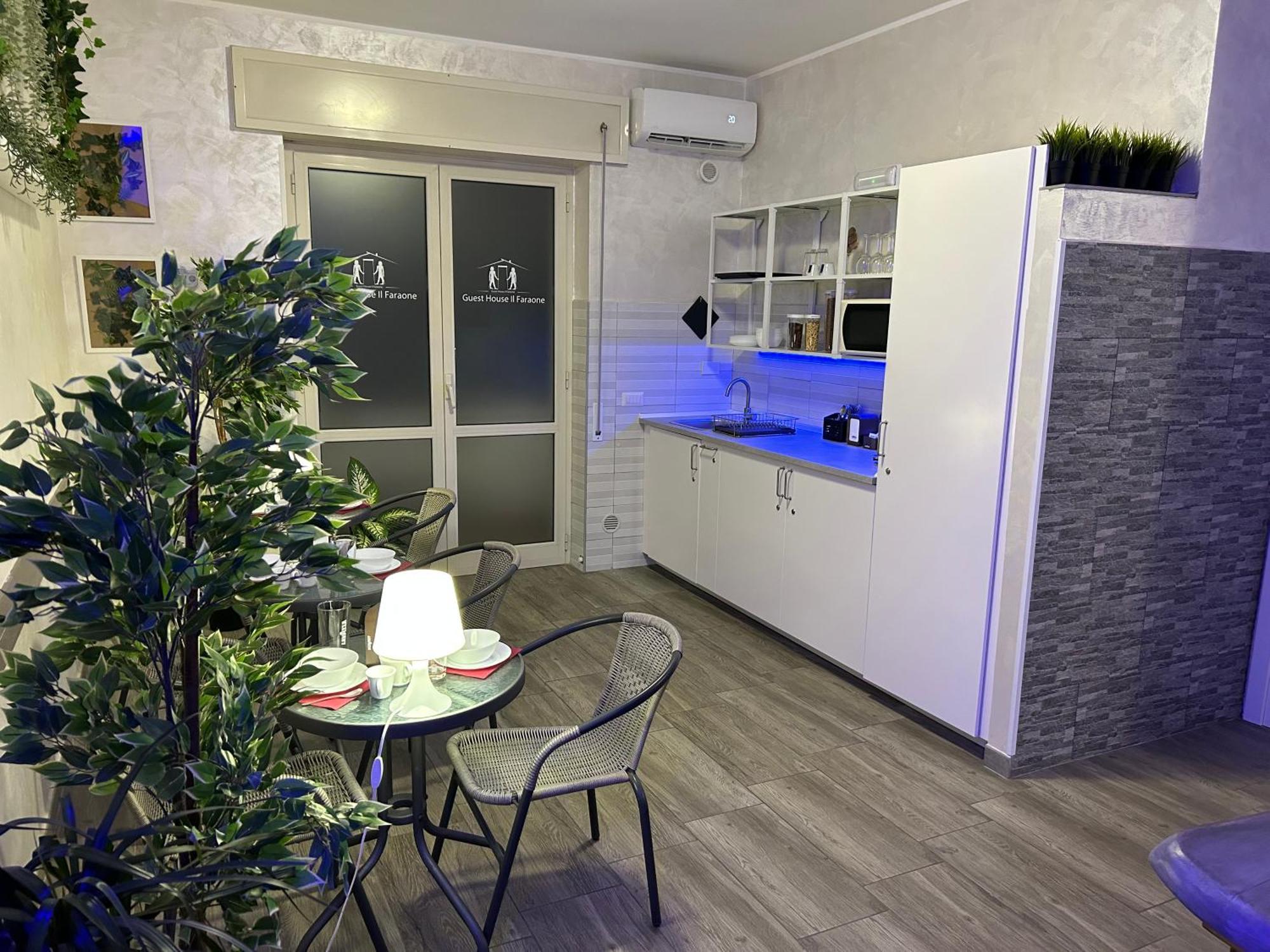 פיומיצ'ינו Guest House Il Faraone מראה חיצוני תמונה