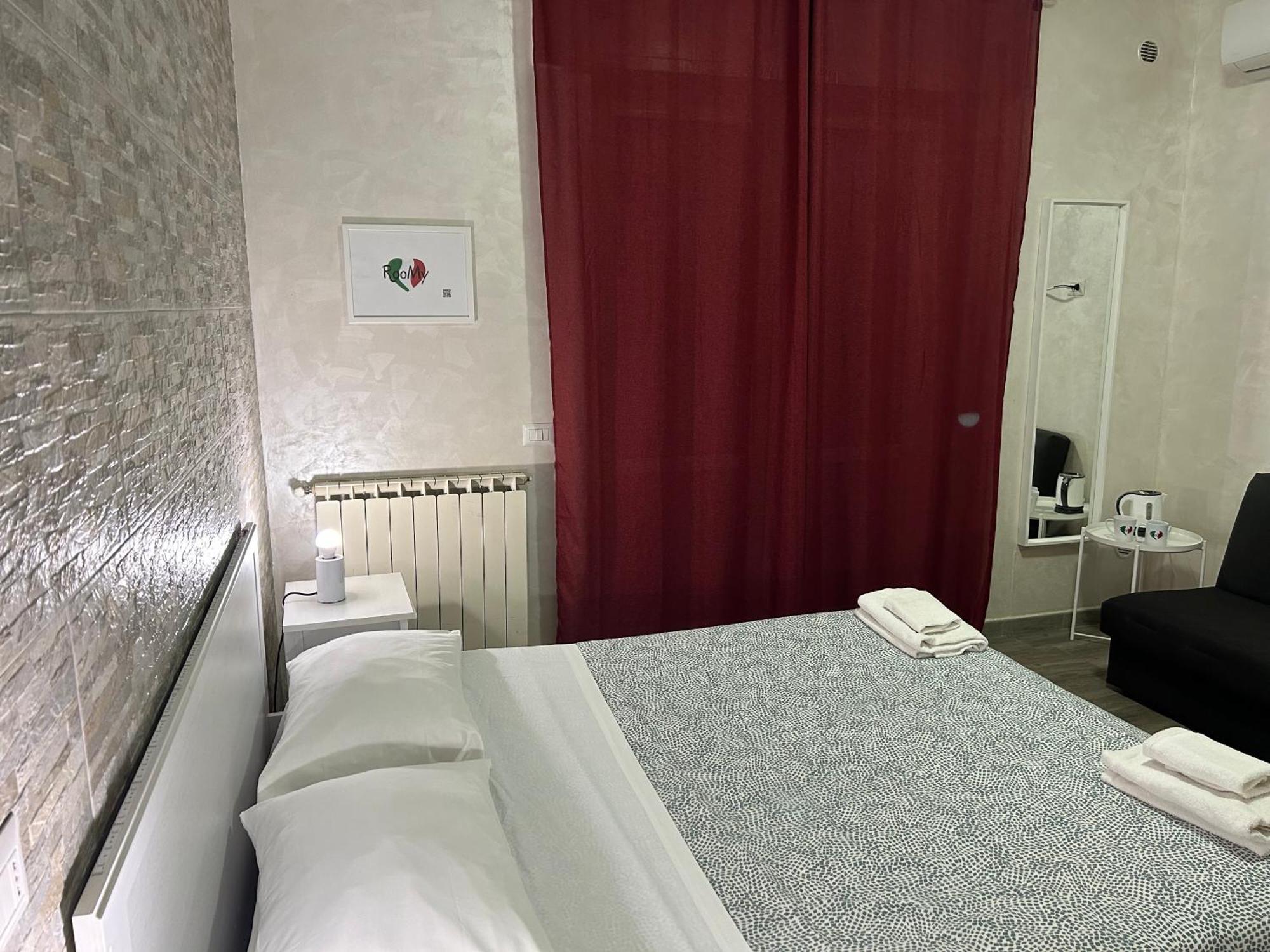 פיומיצ'ינו Guest House Il Faraone מראה חיצוני תמונה